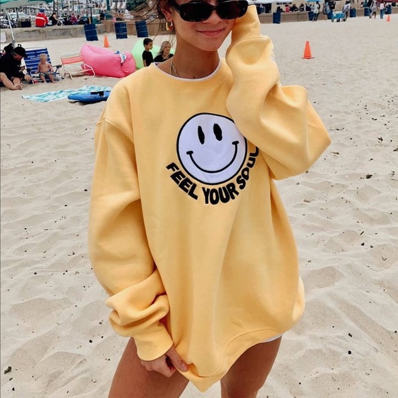 Feel Your Soul Oversized Smile Sweatshirt - Picture 2 of 5